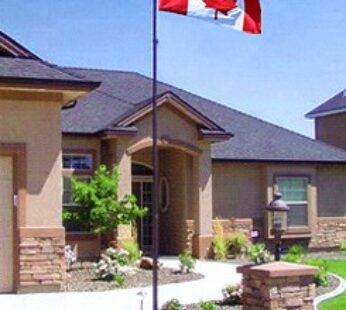 20′ Titan Telescopic Flagpole, Silver